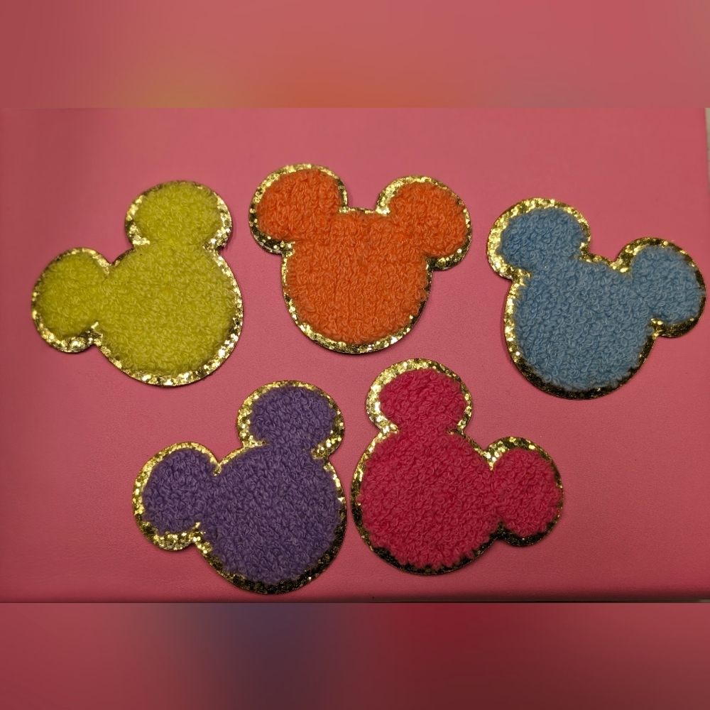 5 Mickey iron on patches